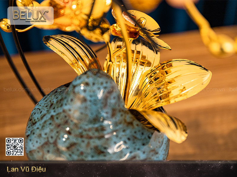 Lan vũ điệu mạ vàng 24k&nbsp;